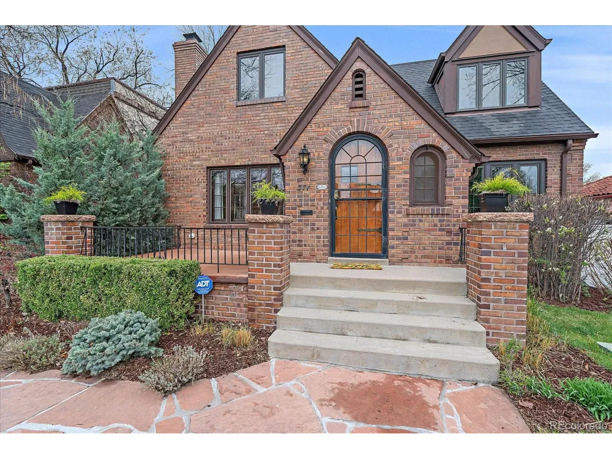 Denver Real Estate | View Birch St | 4 Beds, 3 Baths