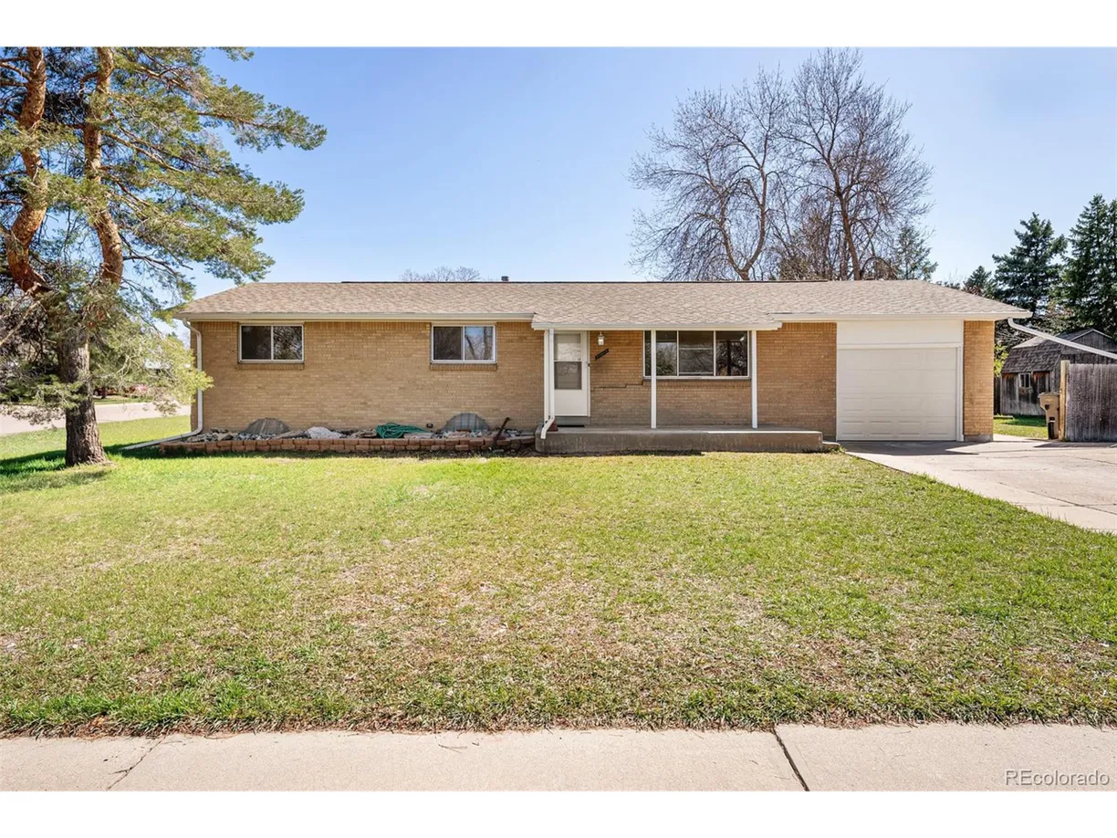Denver Real Estate | View Marlowe Ave | 3 Beds, 1 Bath