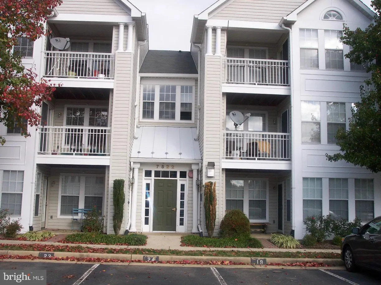 Washington Metro Area Real Estate | View 7522 Snowpea Ct, 17 | 2 Beds, 2 Baths