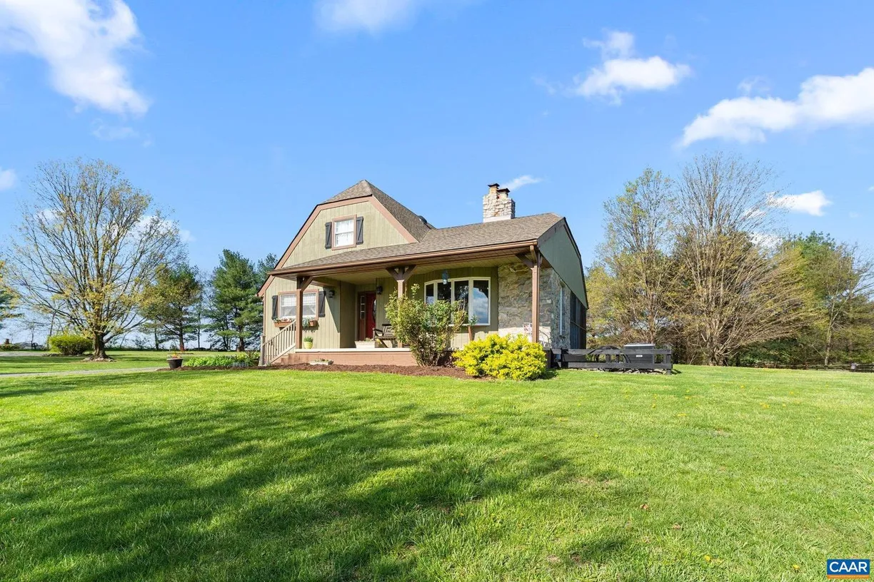 Washington Metro Area Real Estate | View 1615 Pleasant View Rd | 4 Beds, 2 Baths