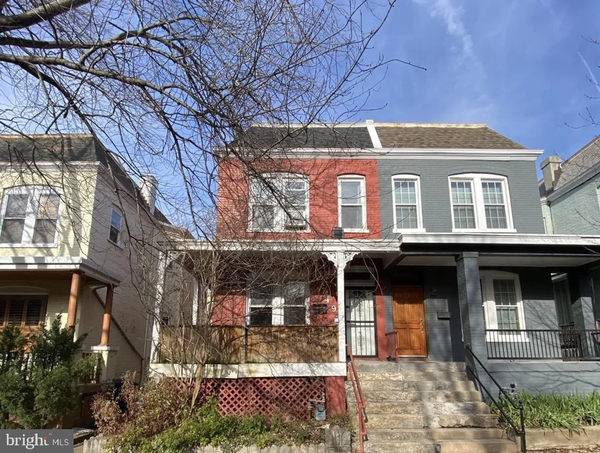 Washington Metro Area Real Estate | View 749 Girard St Nw | 3 Beds, 1 Bath