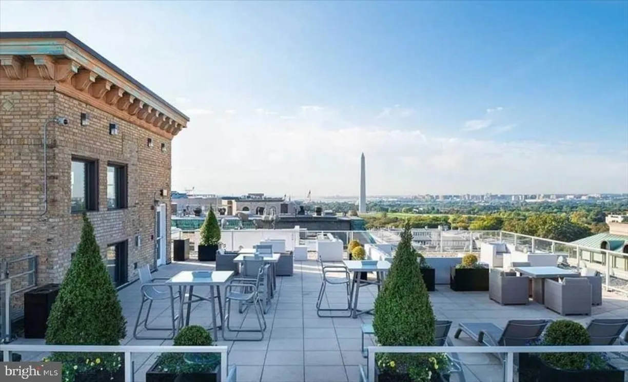 Washington Metro Area Real Estate | View 733 15th St Nw, (2 Bedroom Option) | 2 Beds