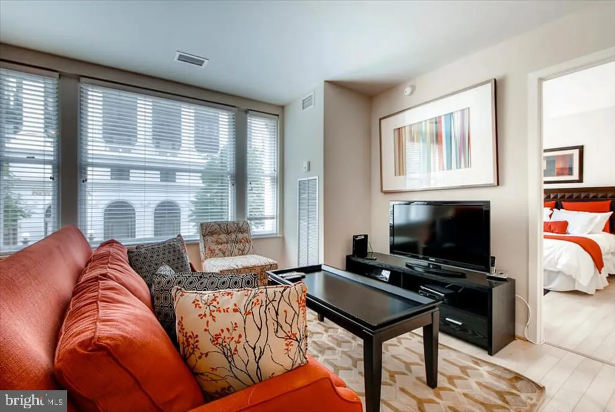Washington Metro Area Real Estate | View 733 15th St Nw, (1 Bedroom Option) | 1 Bed