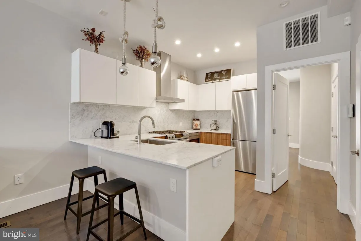 Washington Metro Area Real Estate | View 2803 Sherman Ave Nw, 1 | 2 Beds, 2 Baths
