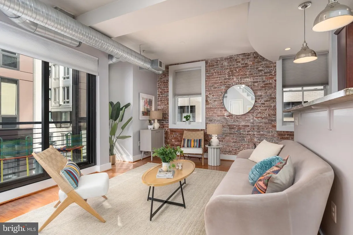 Washington Metro Area Real Estate | View 1209 13th St Nw, 213 | 1 Bed, 1 Bath