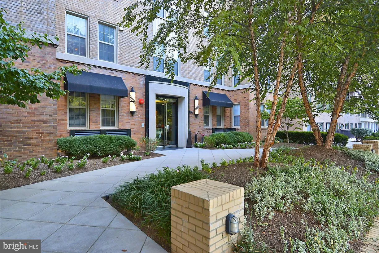 Washington Metro Area Real Estate | View 1314 Massachusetts Ave Nw, 105 | 1 Bed, 1 Bath