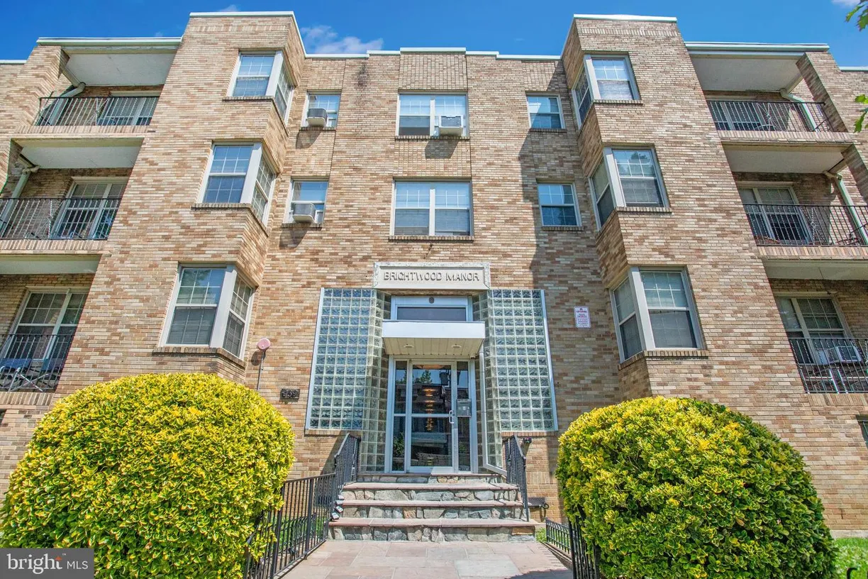Washington Metro Area Real Estate | View 939 Longfellow St Nw, 3 | 1 Bed, 1 Bath