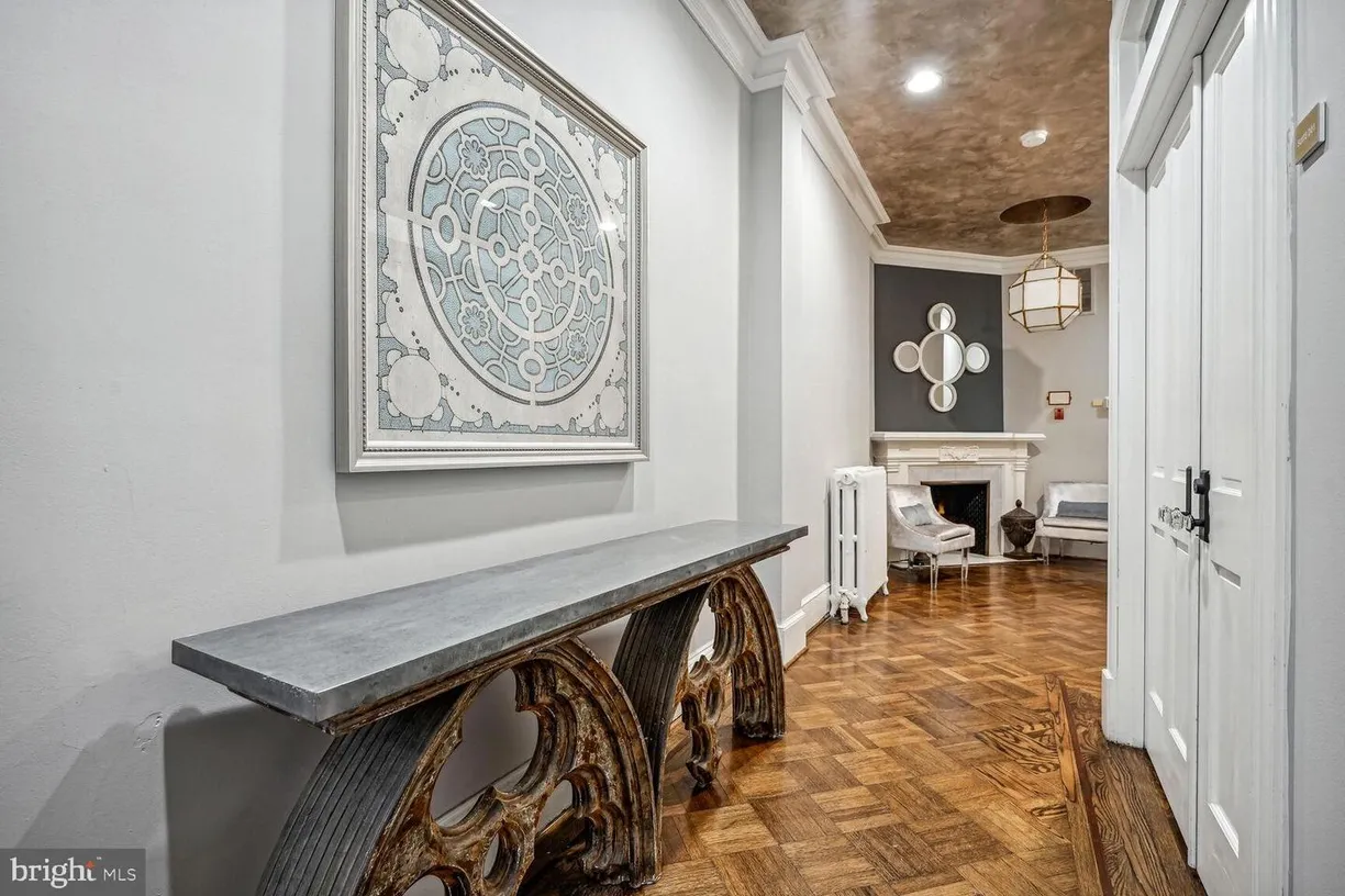 Washington Metro Area Real Estate | View 1712 N Nw, 202 | Listing