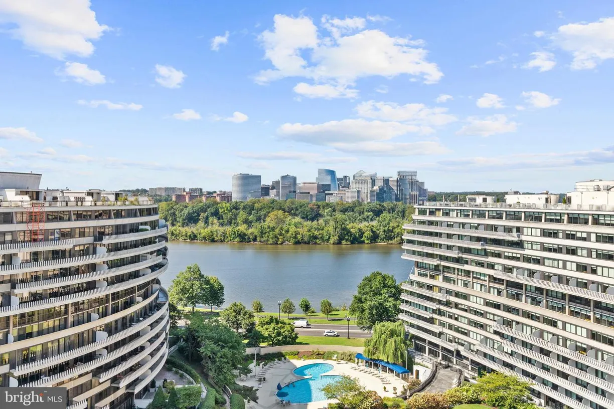 Washington Metro Area Real Estate | View 2510 Virginia Ave Nw, 1210-n | 3 Beds, 2 Baths