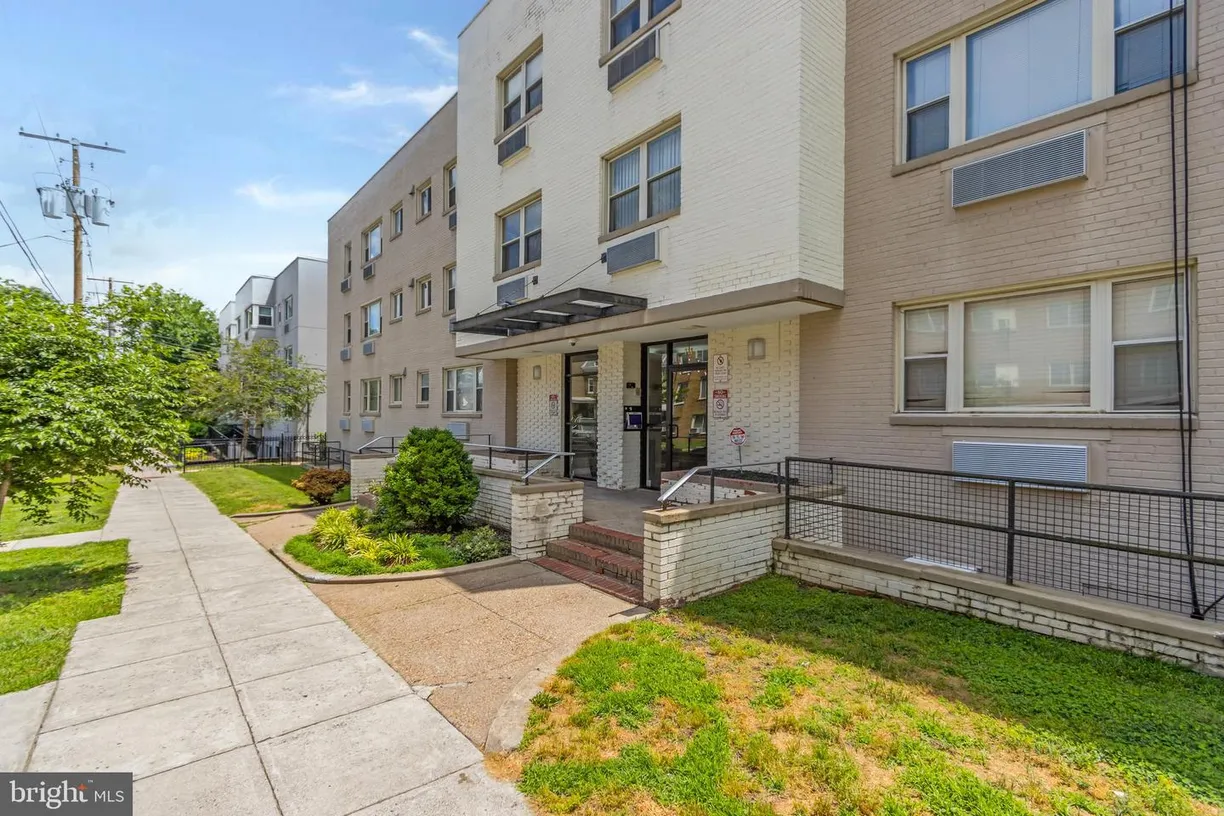 Washington Metro Area Real Estate | View 738 Longfellow St Nw, 315 | 1 Bed, 1 Bath