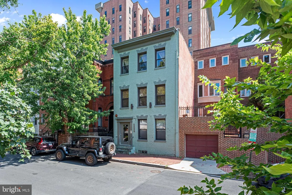 Washington Metro Area Real Estate | View 1620 Corcoran St Nw, d | 1 Bed, 1 Bath