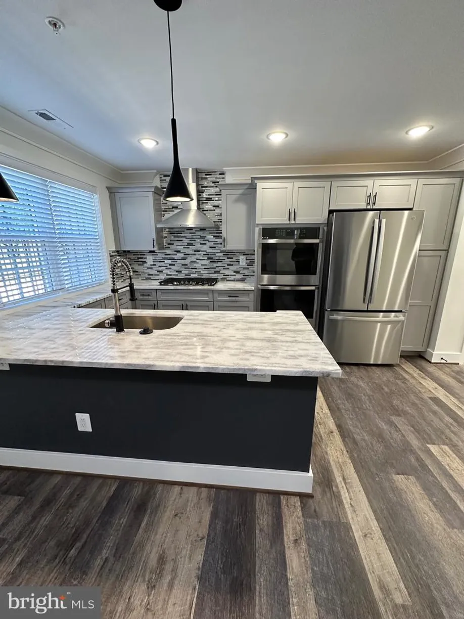 Washington Metro Area Real Estate | View 3210 8th St Se, 1 | 2 Beds