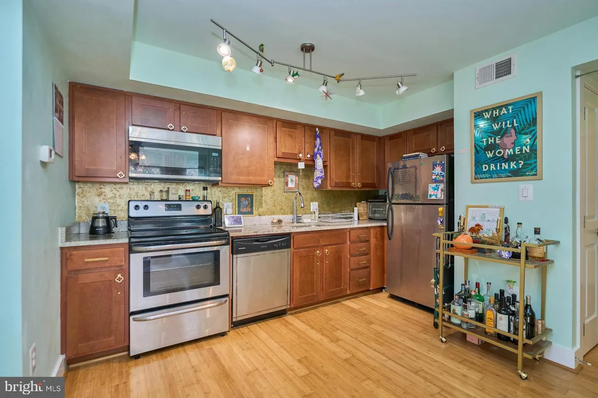 Washington Metro Area Real Estate | View 1225 Fairmont St Nw, 202 | Listing