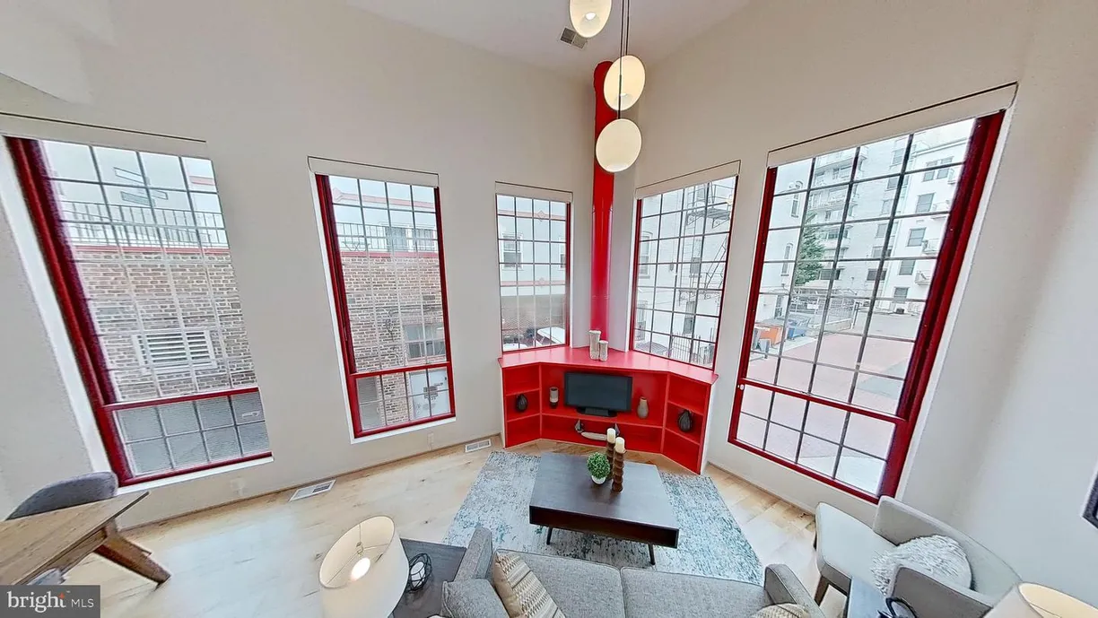 Washington Metro Area Real Estate | View 1426 Rhode Island Ave Nw, e | 2 Beds, 2 Baths