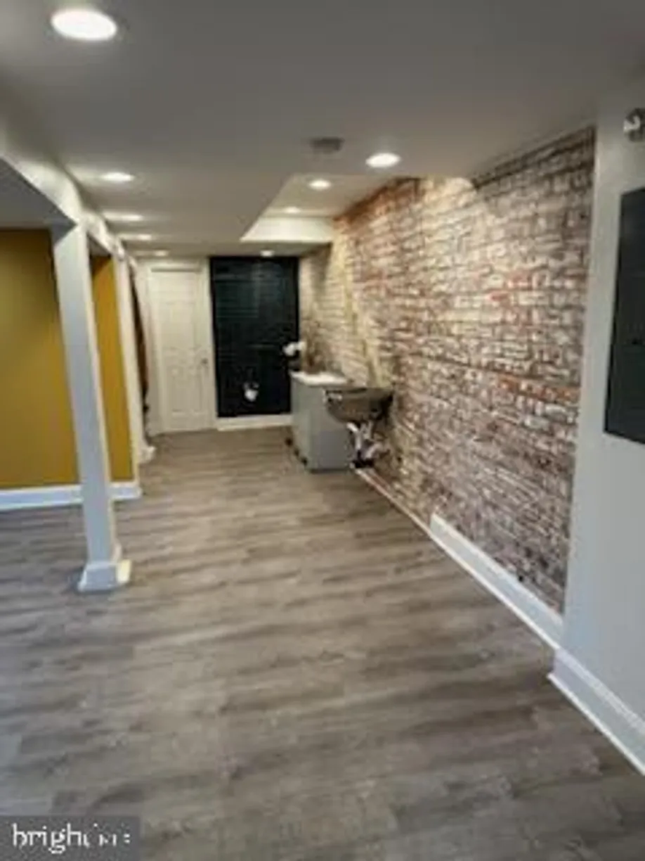 Washington Metro Area Real Estate | View 1223 Pennsylvania Ave Se | Listing