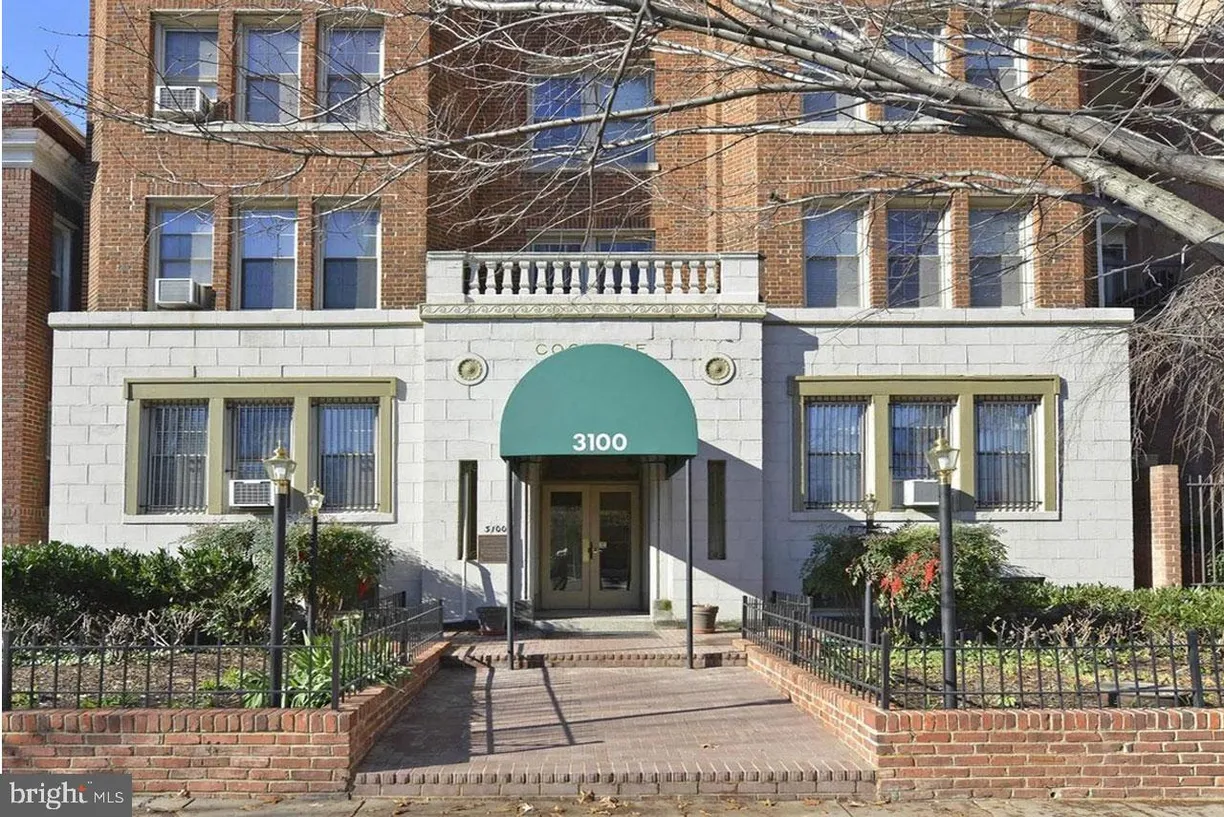 Washington Metro Area Real Estate | View 3100 Wisconsin Ave Nw, 303 | 1 Bed