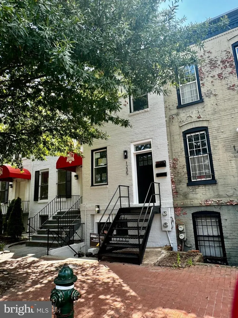 Washington Metro Area Real Estate | View 1235 Pennsylvania Ave Se | Listing