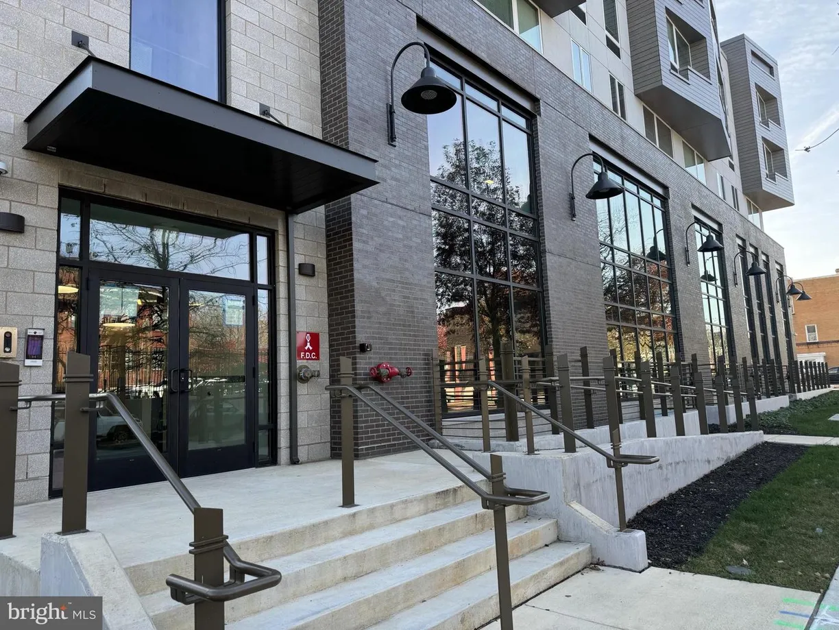 Washington Metro Area Real Estate | View 101 Q Street Ne | Listing