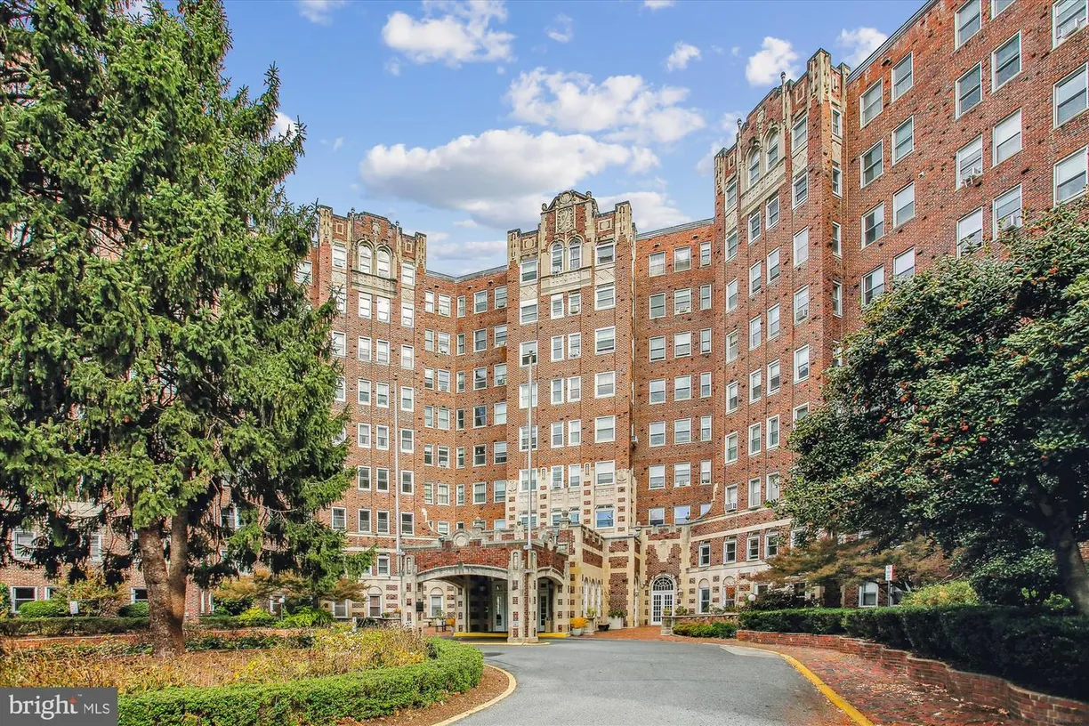 Washington Metro Area Real Estate | View 3601 Connecticut Ave Nw, 301 | 1 Bed, 1 Bath