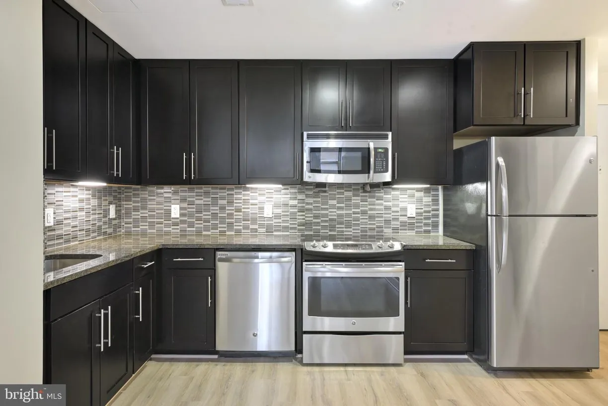 Washington Metro Area Real Estate | View 2 M St Ne, 1230 | Listing