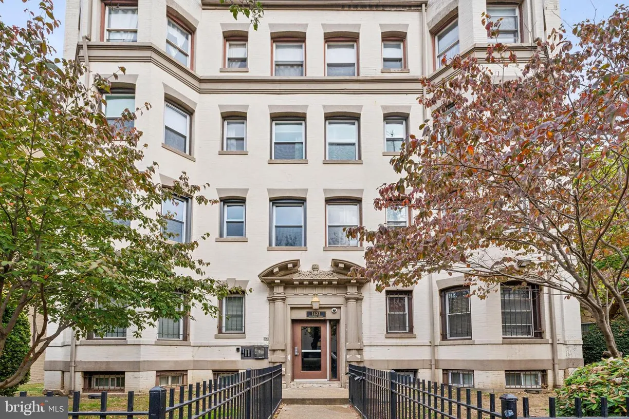 Washington Metro Area Real Estate | View 1421 Columbia Rd Nw, 303 | Listing