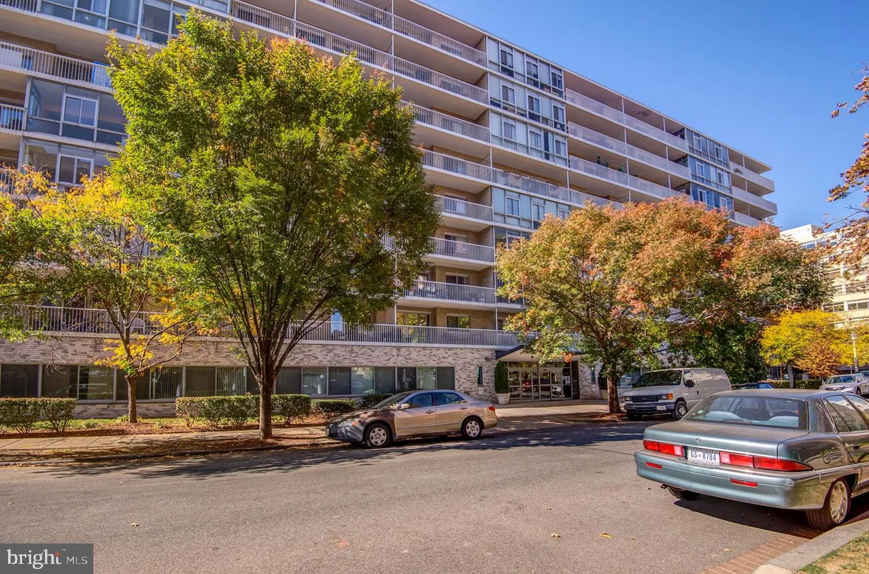 Washington Metro Area Real Estate | View 730 24th St Nw, 13 | Listing