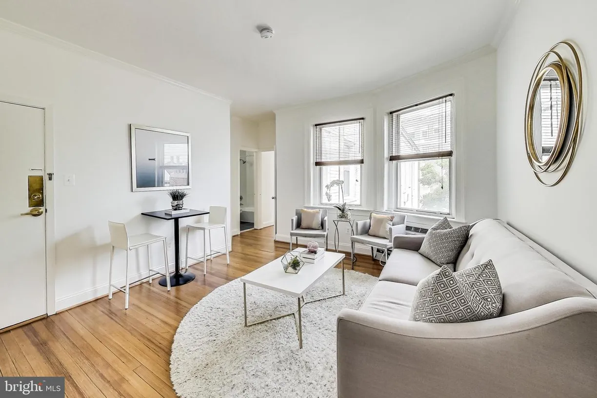 Washington Metro Area Real Estate | View 1831 Belmont Rd Nw, 502 | 1 Bed, 1 Bath