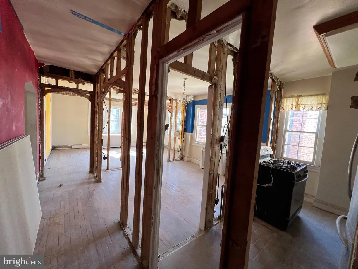 Washington Metro Area Real Estate | View 236 Farragut St Nw, 202 | Listing