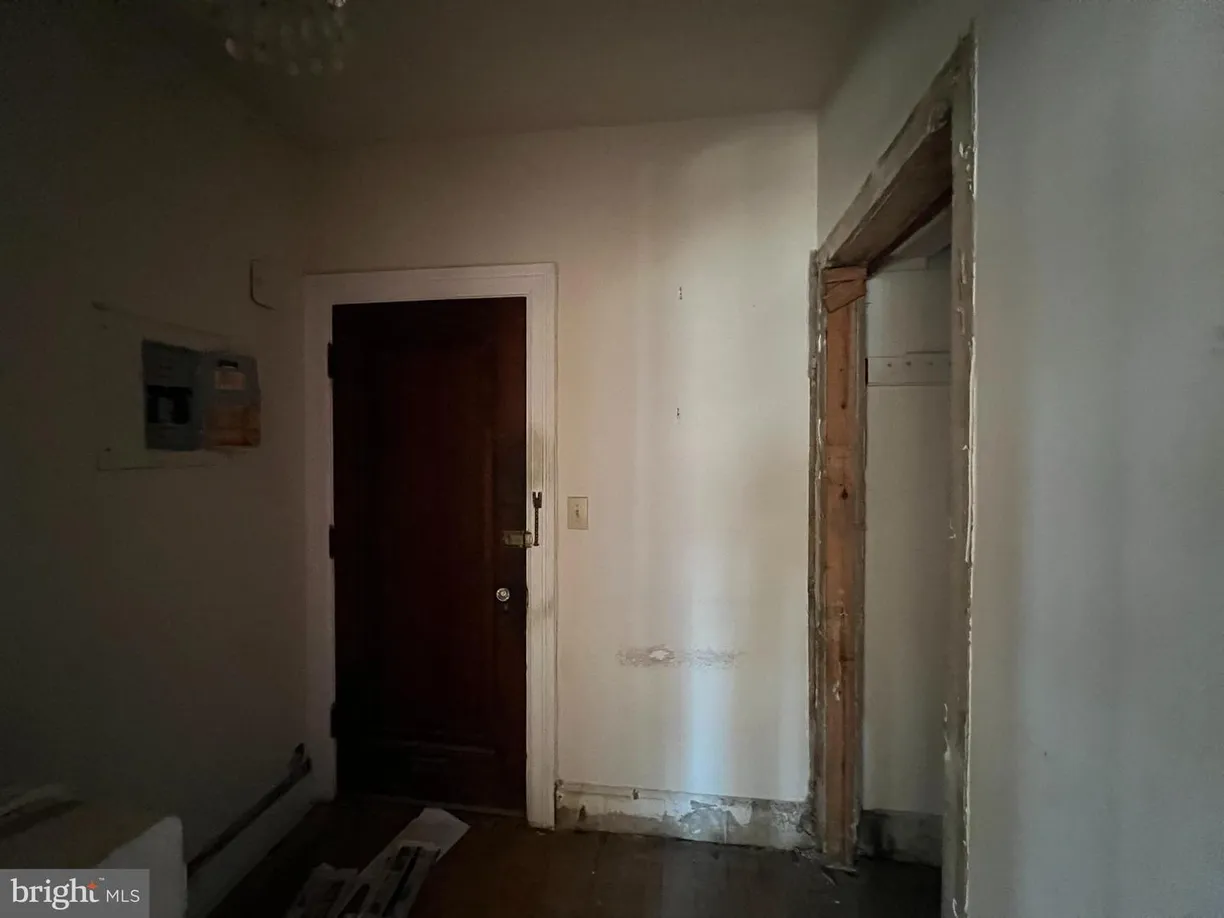 Washington Metro Area Real Estate | View 236 Farragut St Nw, 202 | Listing