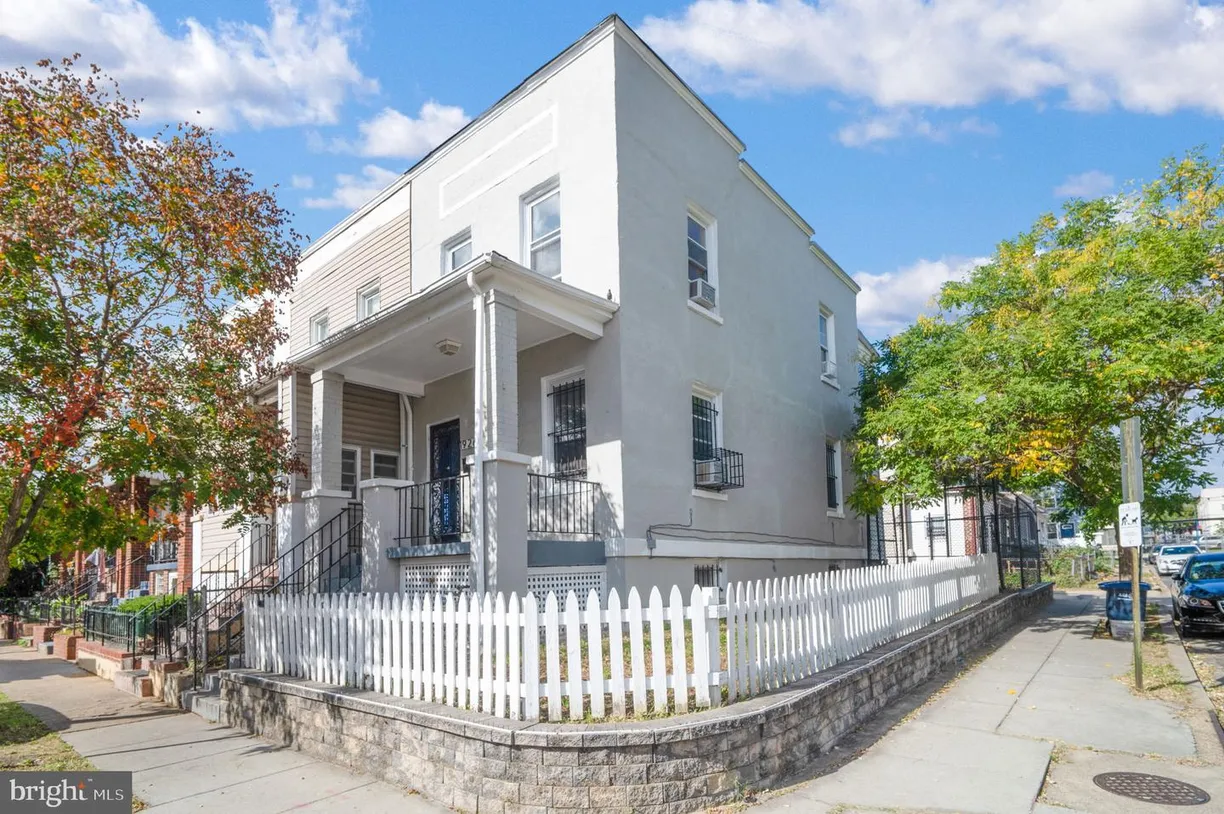 Washington Metro Area Real Estate | View 1926 Rosedale St Ne | 3 Beds
