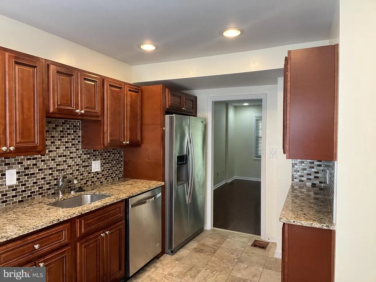 Washington Metro Area Real Estate | View 2232 Ridge Pl Se | Listing
