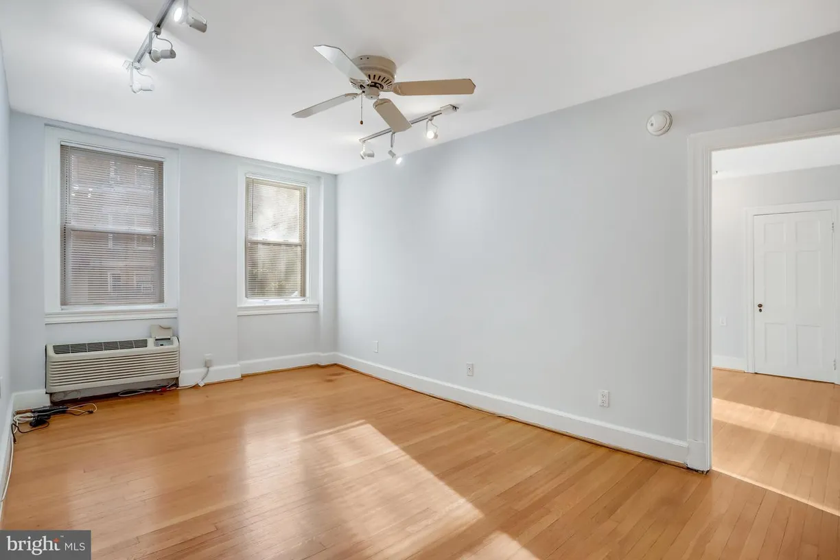 Washington Metro Area Real Estate | View 2801 Adams Mill Rd Nw, 105 | Listing