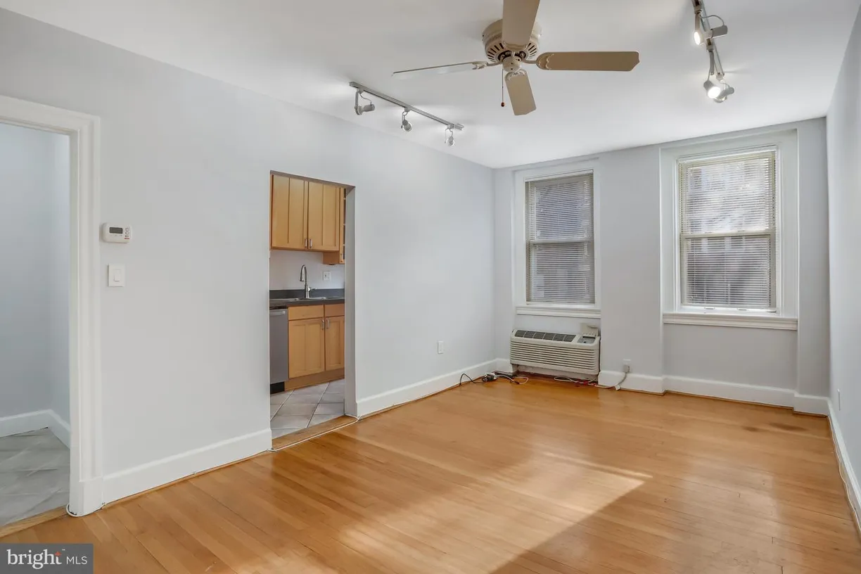 Washington Metro Area Real Estate | View 2801 Adams Mill Rd Nw, 105 | Listing