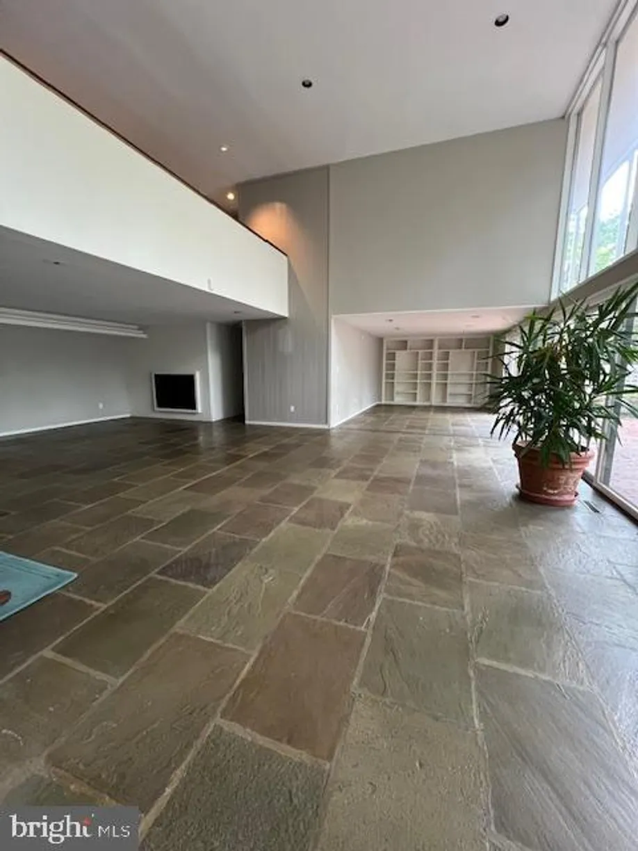 Washington Metro Area Real Estate | View 2871 Tilden St Nw | 4 Beds