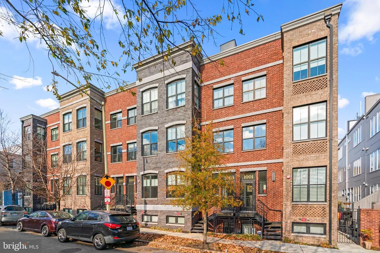 Washington Metro Area Real Estate | View 1003 Girard St Nw, a | 2 Beds