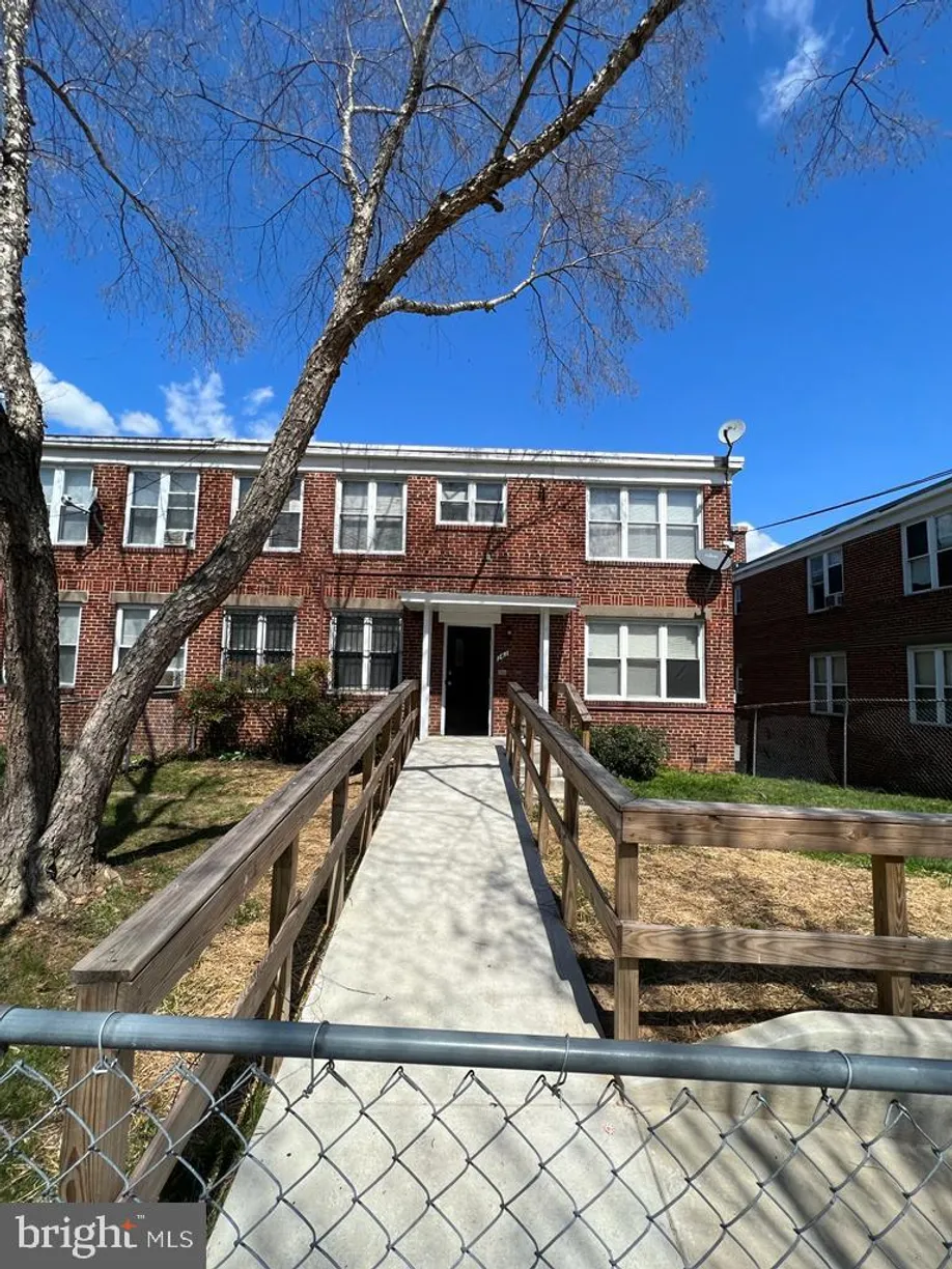 Washington Metro Area Real Estate | View 141 Galveston Pl Sw | Listing