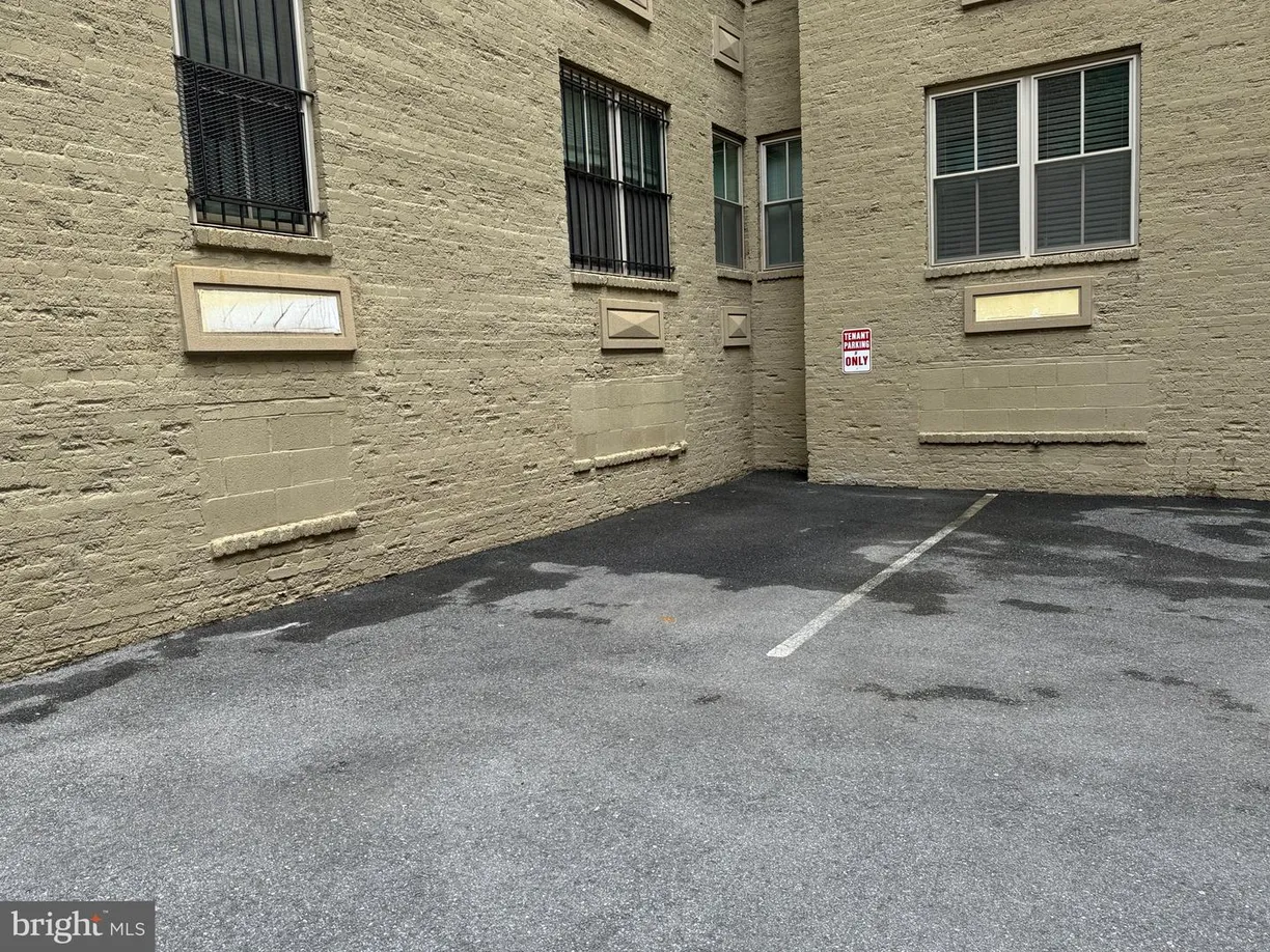 Washington Metro Area Real Estate | View 1451 Park Rd Nw, p-5