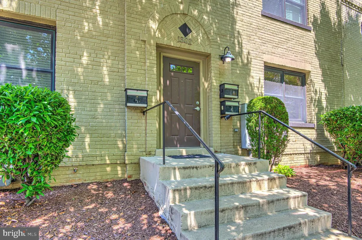 Washington Metro Area Real Estate | View 1302 Childress St Ne, 4 | Listing