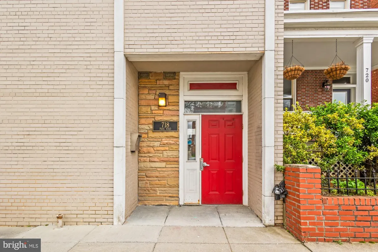 Washington Metro Area Real Estate | View 718 Park Rd Nw, 3 | Listing