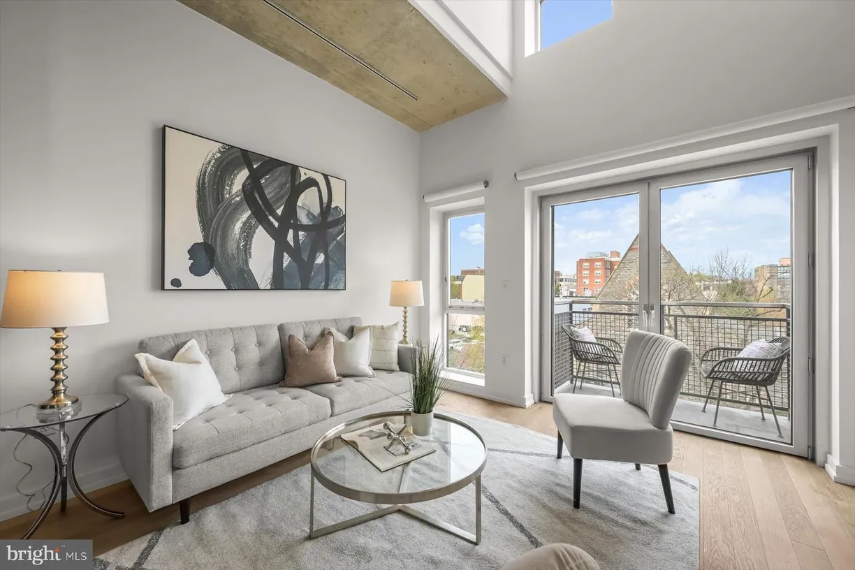 Washington Metro Area Real Estate | View 1515 15th St Nw, 412 | 1 Bed, 1 Bath
