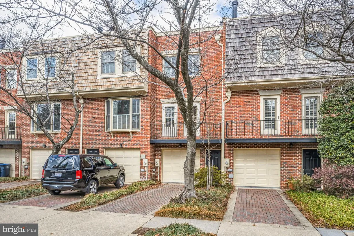 Washington Metro Area Real Estate | View 5310 Connecticut Ave Nw, 2 | Listing