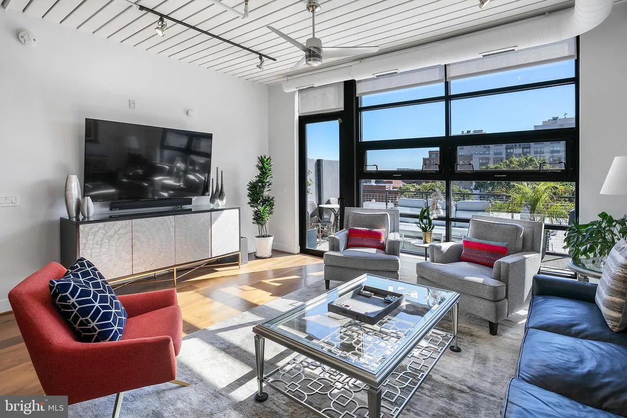 Washington Metro Area Real Estate | View 2125 14th St Nw, 318w | 3 Beds, 2 Baths