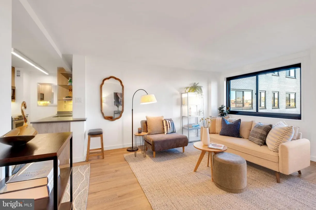 Washington Metro Area Real Estate | View 1601 18th St Nw, 805 | 1 Bed, 1 Bath