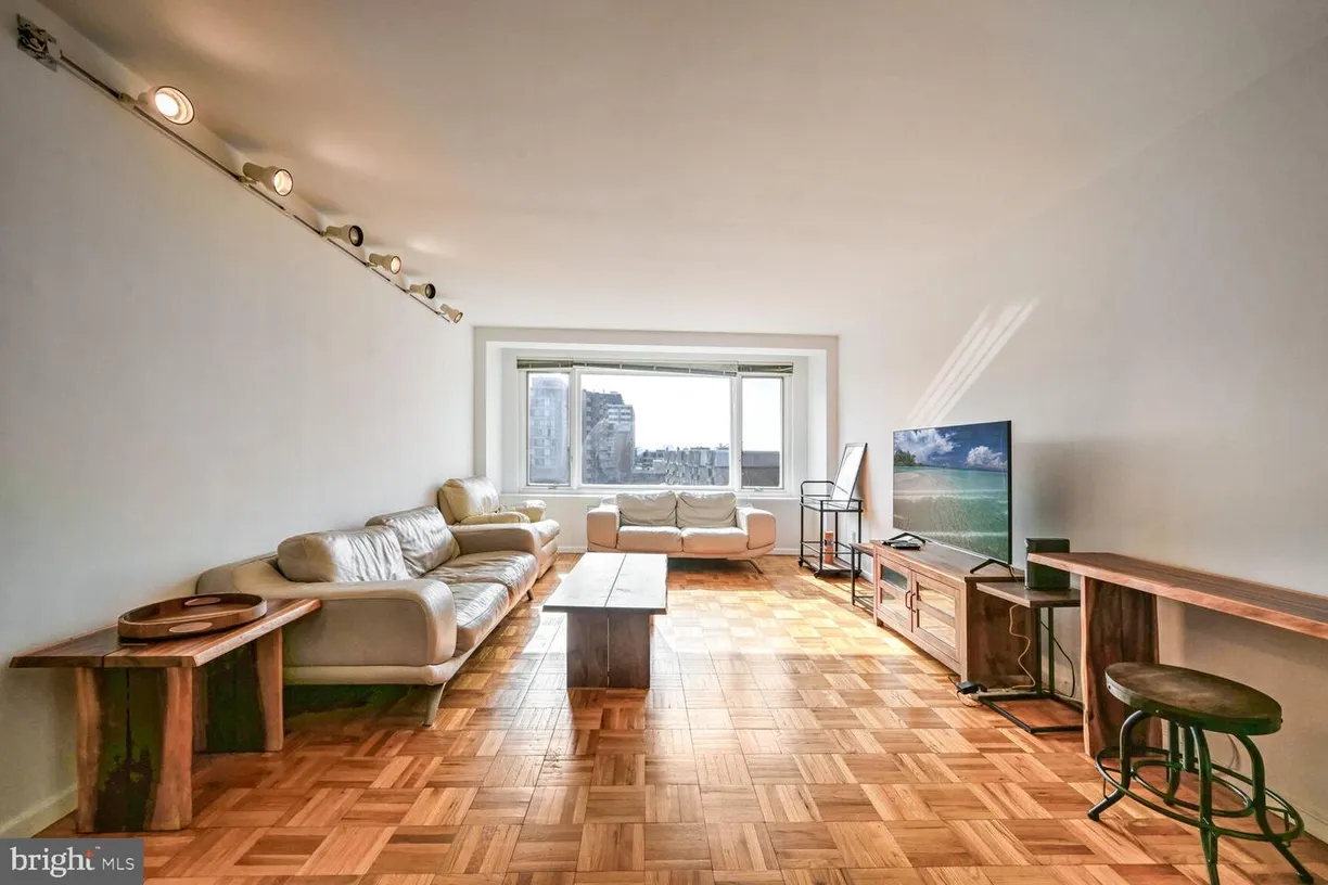 Washington Metro Area Real Estate | View 2475 Virginia Ave Nw, 814 | Listing