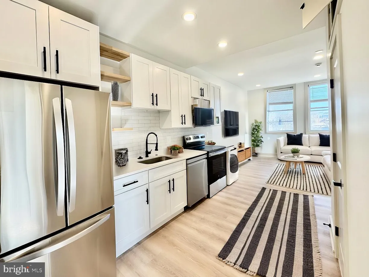 Washington Metro Area Real Estate | View 1802 11th St Nw, 3a | 2 Beds
