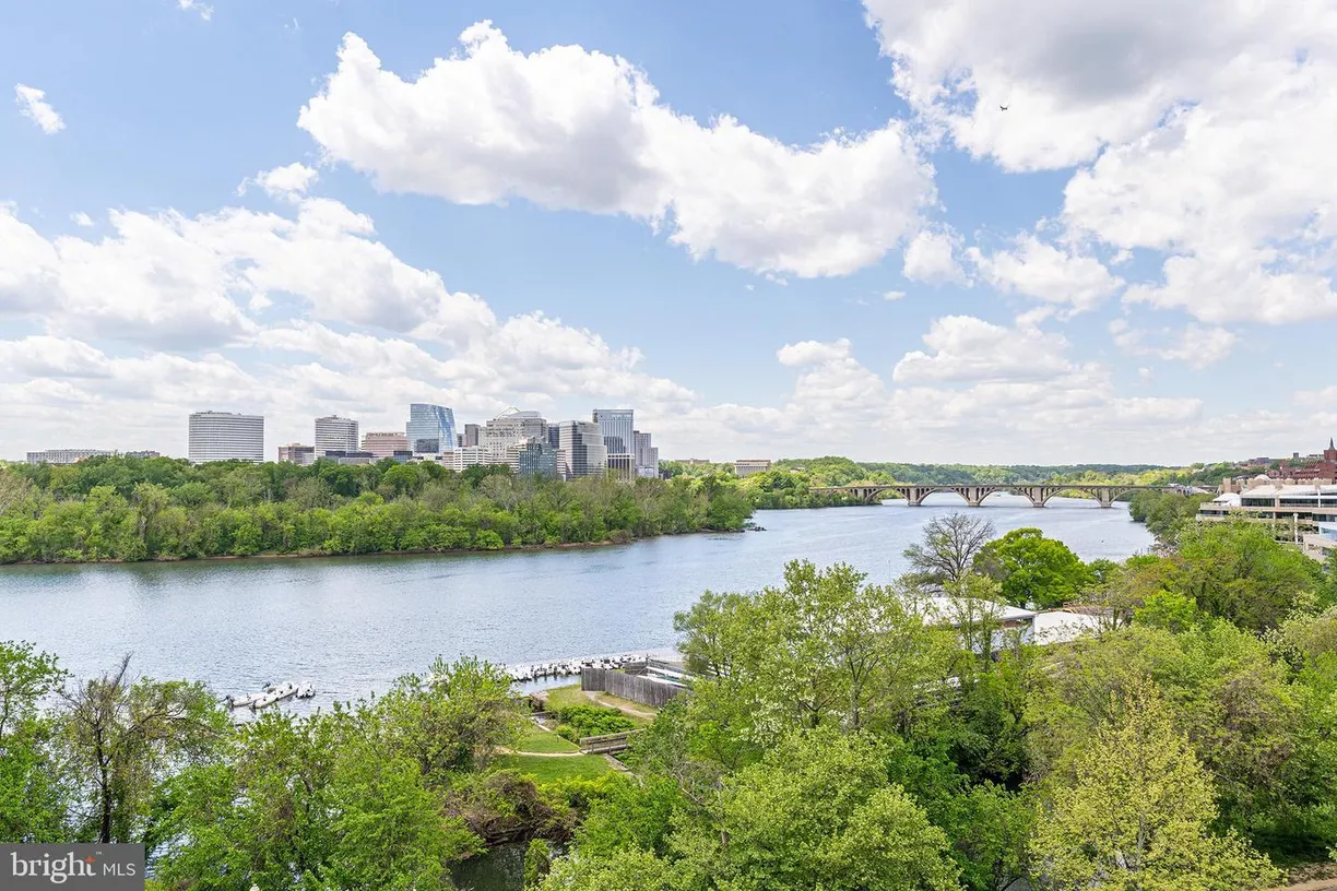 Washington Metro Area Real Estate | View 2700 Virginia Ave Nw, 802 | Listing