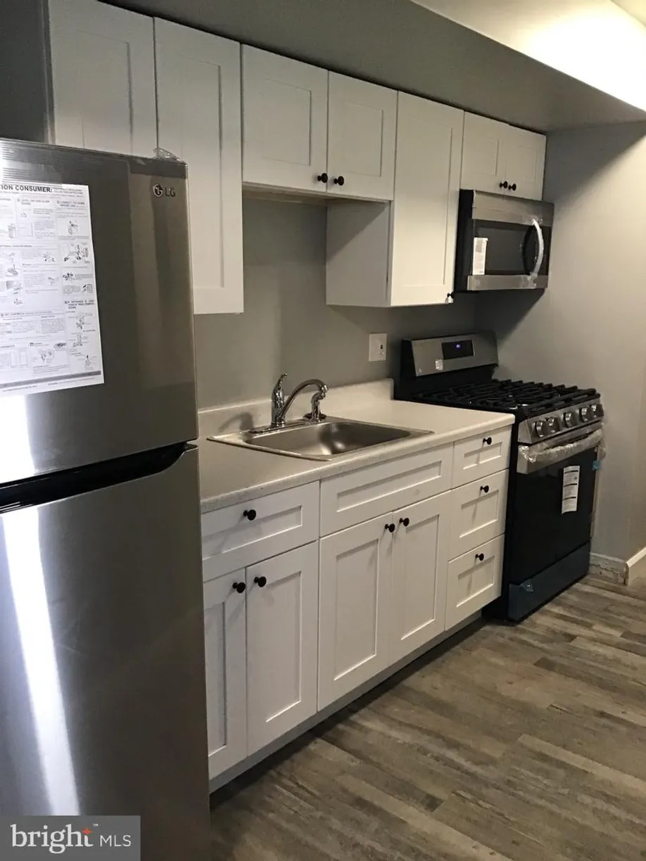 Washington Metro Area Real Estate | View 5027 H St Se, 2 | 1 Bed