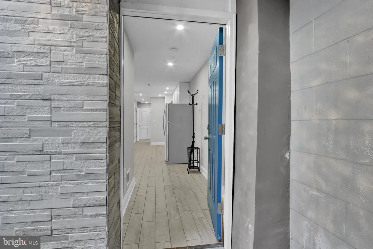 Washington Metro Area Real Estate | View 1167 Morse St Ne, b1 | Listing