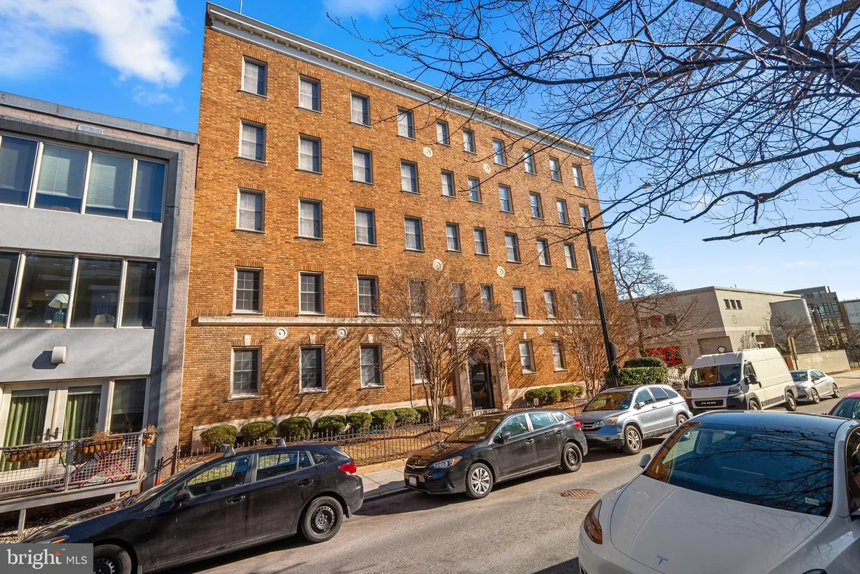 Washington Metro Area Real Estate | View 1417 Newton St Nw, 201 | Listing