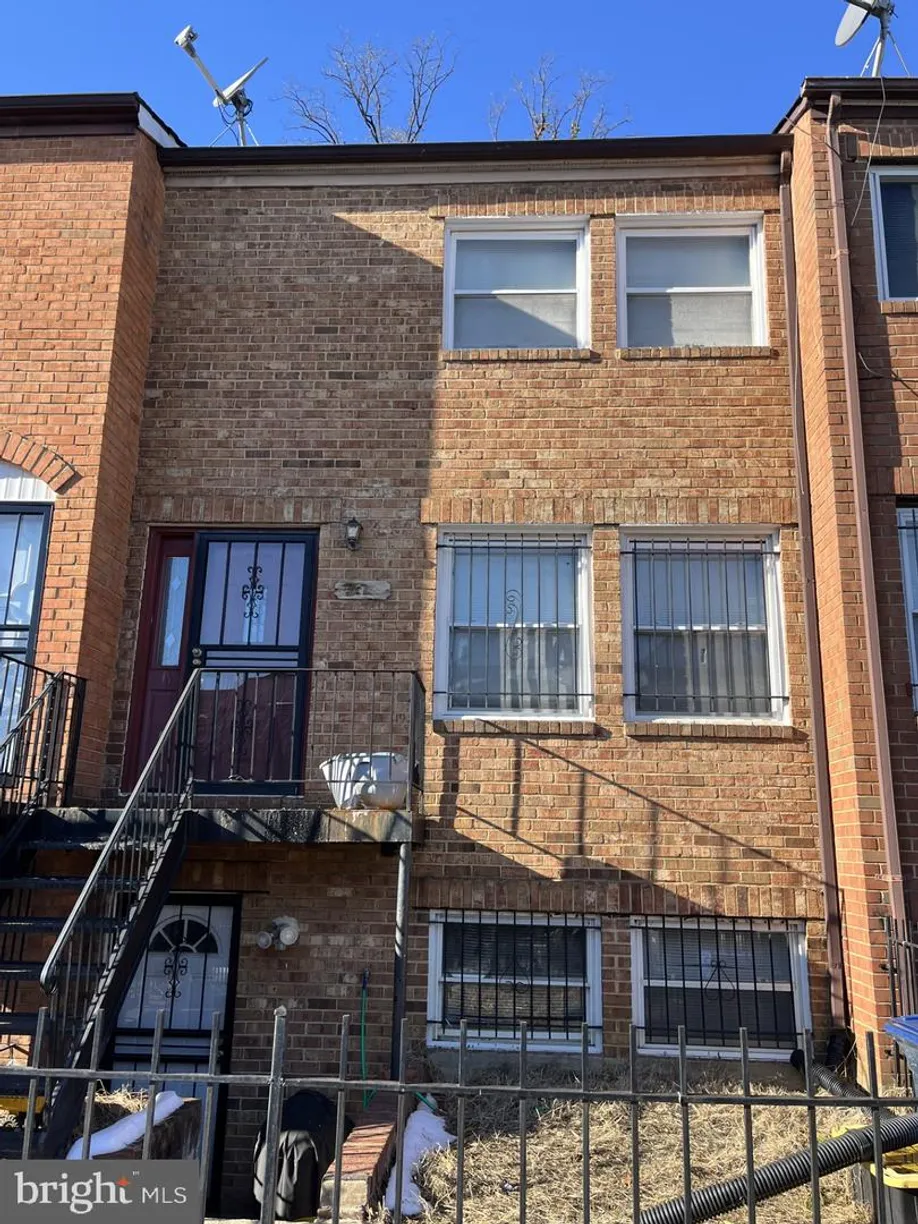 Washington Metro Area Real Estate | View 4613 6th St Se | 4 Beds, 1 Bath